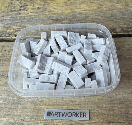 Колотый натуральный камень NS358, 350гр