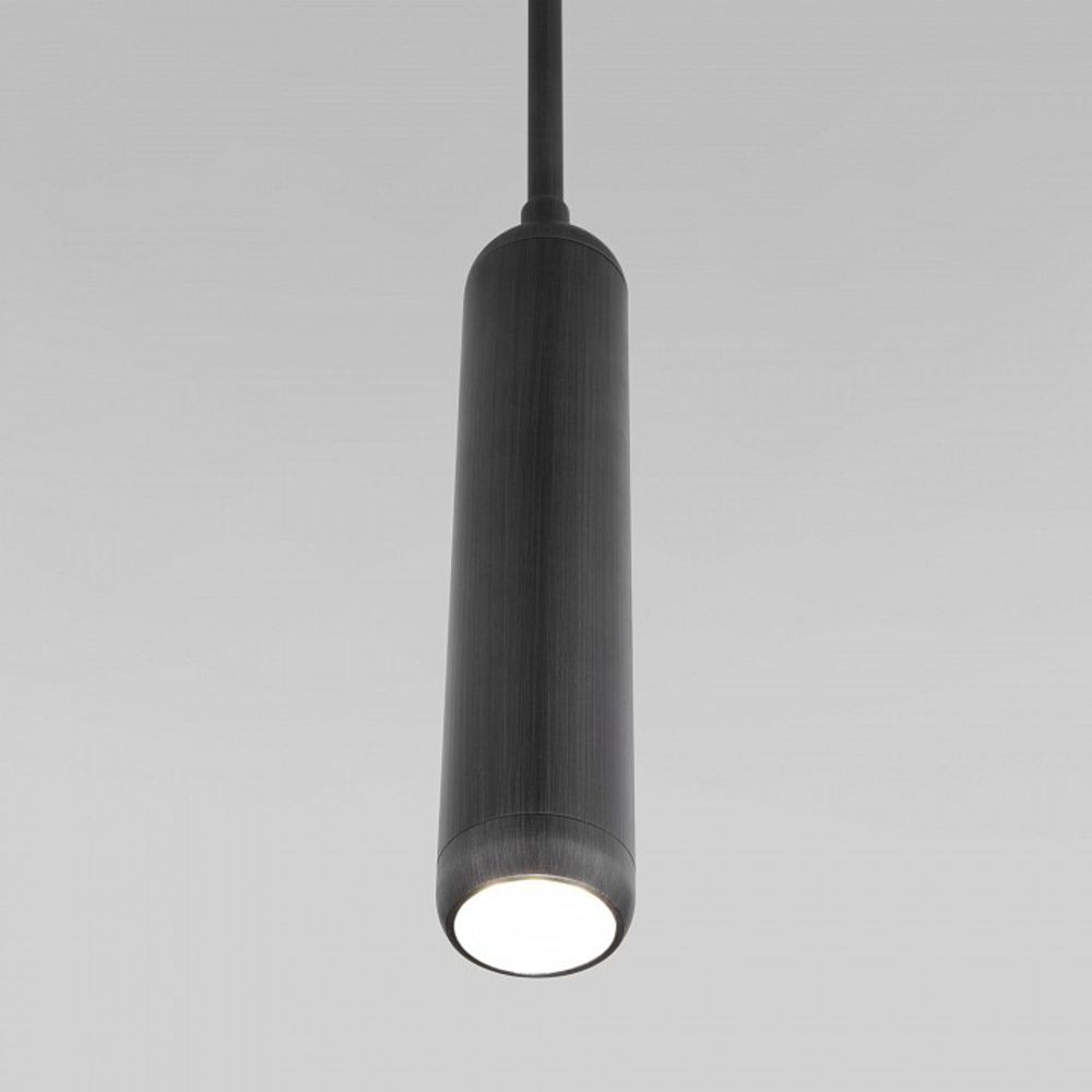 Светильник на штанге Eurosvet Pacific 50255/1 титан