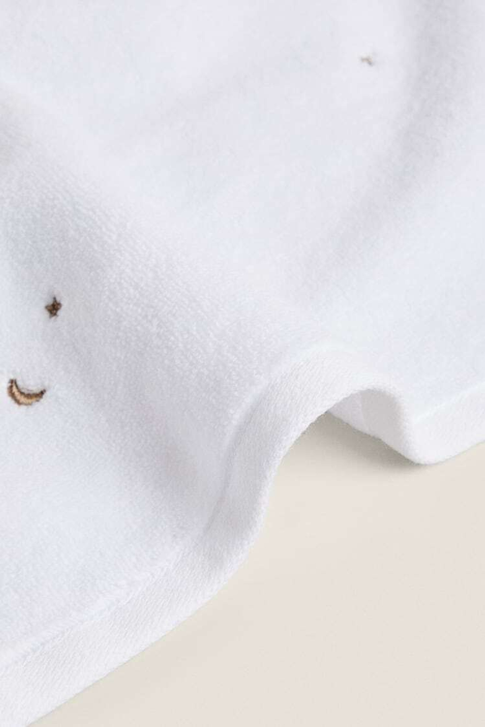 ZARA HOME ДЕТСКОЕ ПОЛОТЕНЦЕ MOON, БЕЛЫЙ