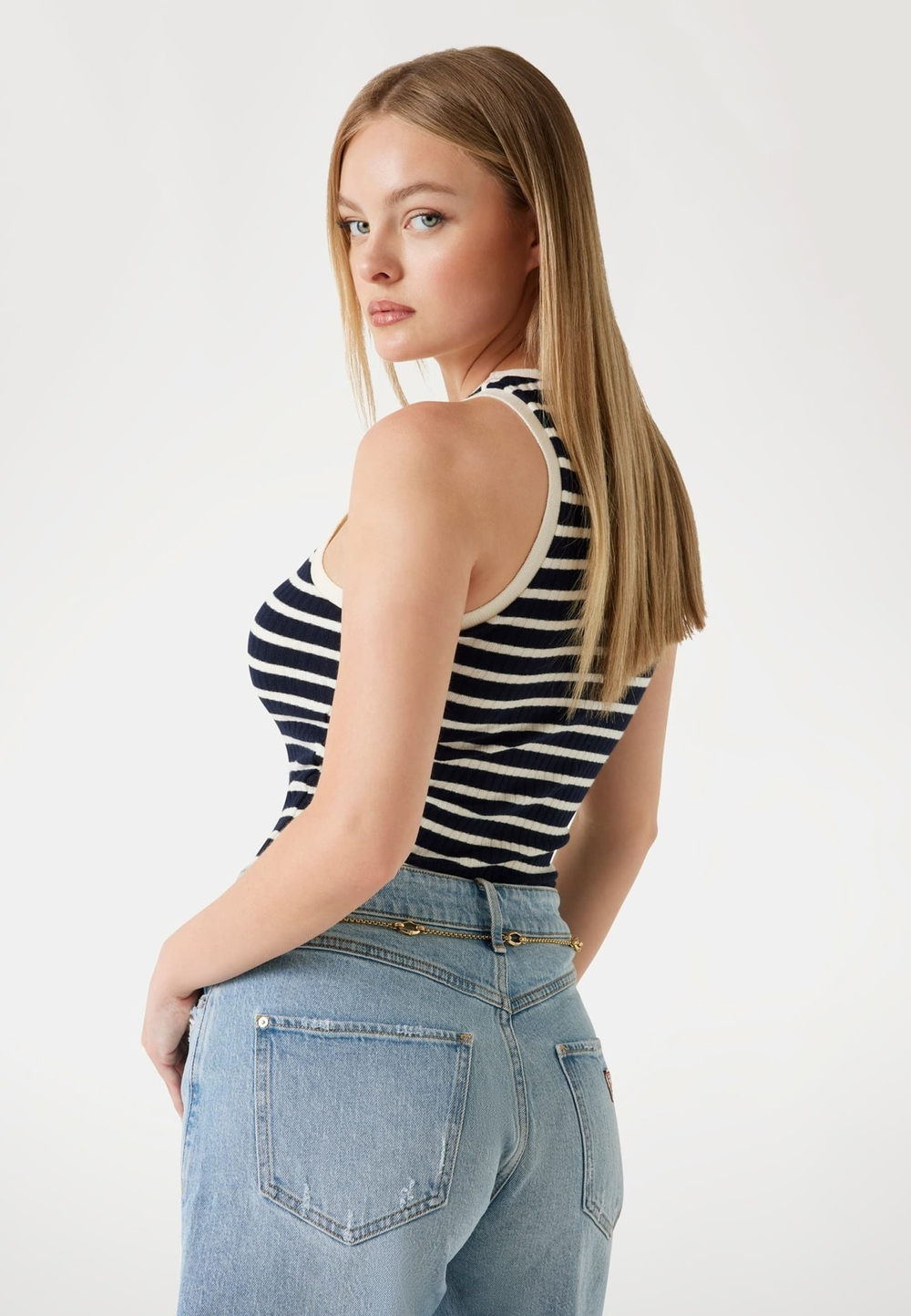 Топ женский GUESS