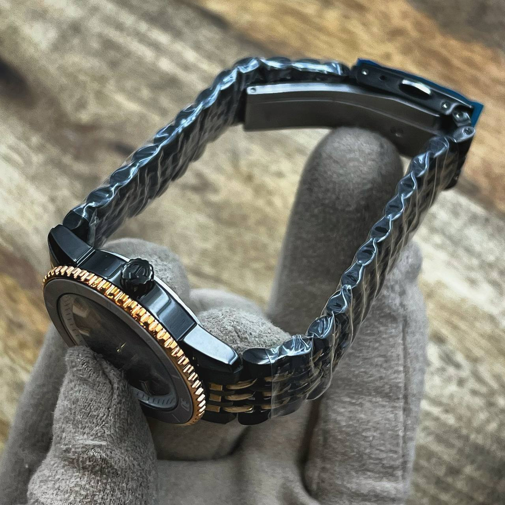 Часы Rado