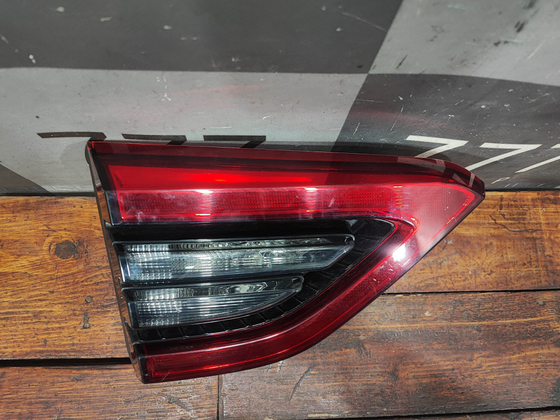 Фонарь задний левый Chery Tiggo 4 Pro 20-нв Б/У Оригинал J684433030