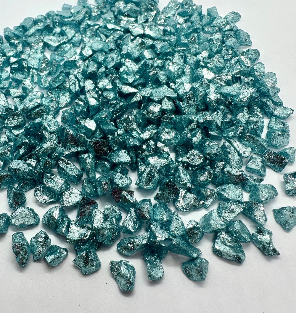 СТЕКЛЯННАЯ КРОШКА БЛЕСТЯЩАЯ СВЕТЛО-ГОЛУБАЯ