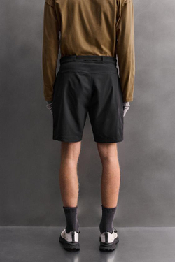 ZARA ТЕХНИЧЕСКИЕ ШОРТЫ КАРГО, ЧЕРНЫЙ