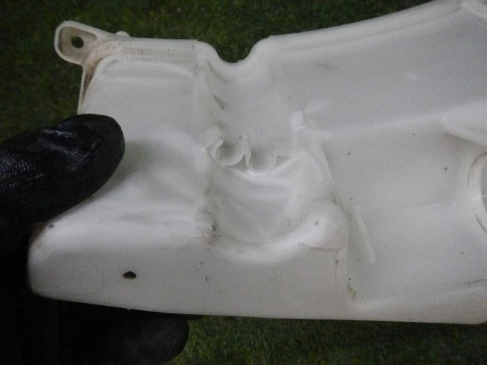 Бачок омывателя Range Rover Sport 2 L494 (2013-2022)