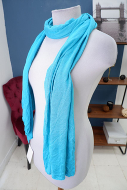 Шарф  красивого цвета