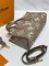 Сумка-тоут LOUIS VUITTON On The Go East West со съемным ремнем-цепочкой с плетёной отделкой из кожи