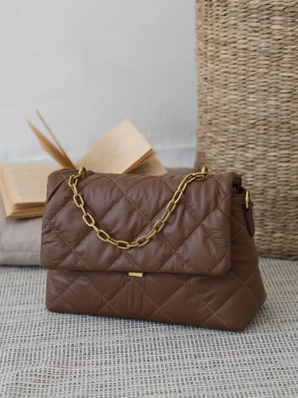 Сумка женская через плечо бренд не кожаная кросс боди модная стёганная на цепочке для девушке шоппер