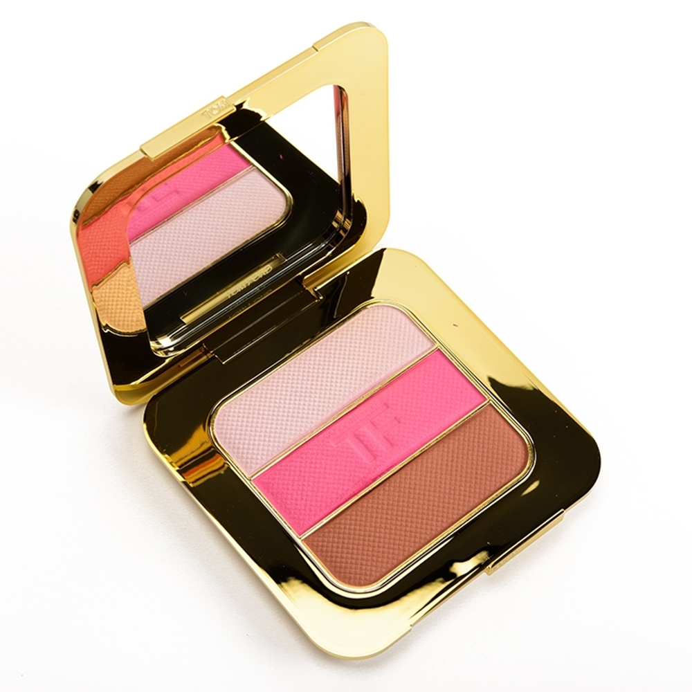 Tom Ford Soleil Contouring Compact “02 Soleil Afterglow"