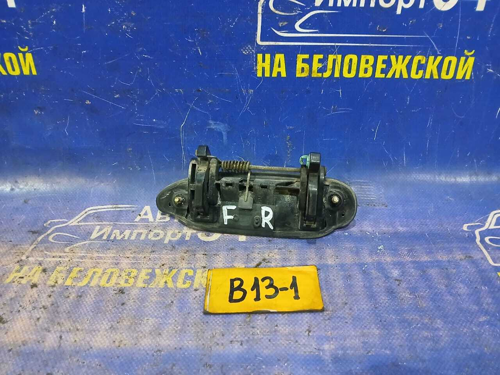 Ручка двери передней правой внешняя NISSAN SUNNY 1990
