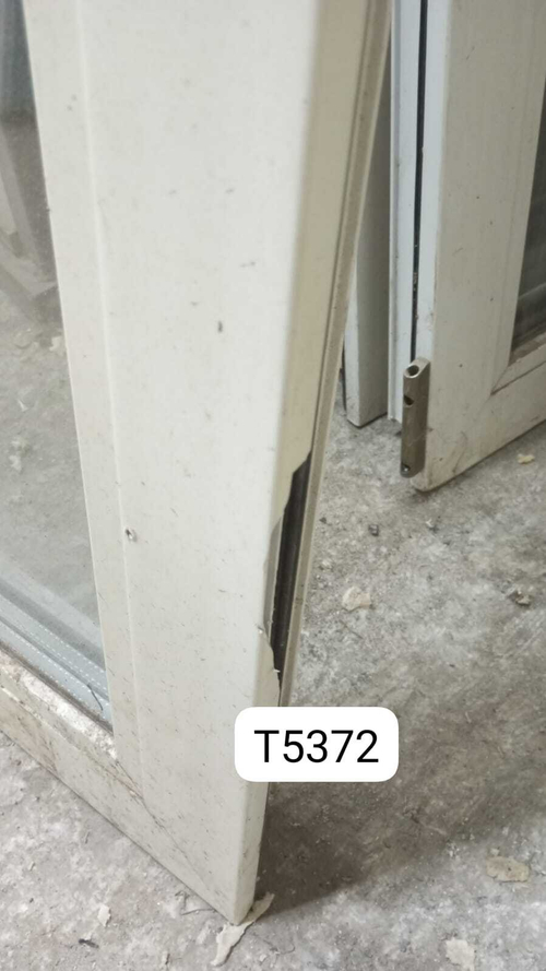 Створка Пластиковая Б/У 165(в) х 87(ш)