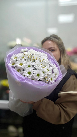 Букет из хризантем с танацетумом