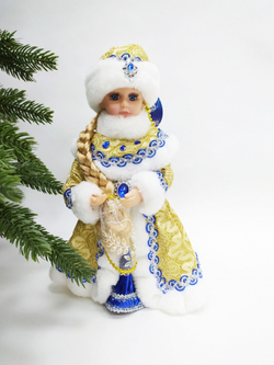 Снегурочка в синей с золотом шубе и шапке 30см Triumph Nord