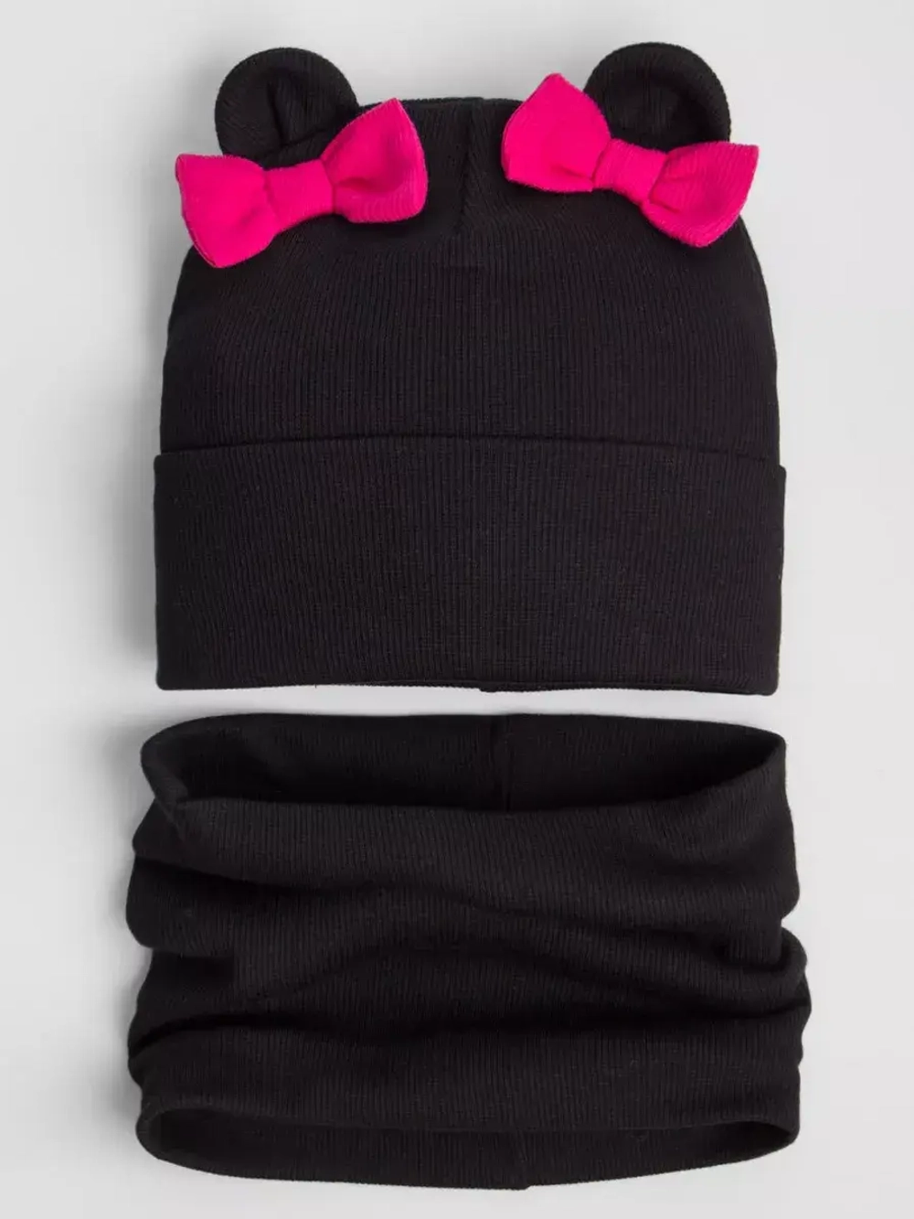 Осенняя шапка для девочки с ушками и снуд