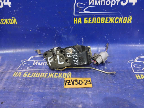 Замок двери передней левой TOYOTA CAMRY PROMINENT 1991