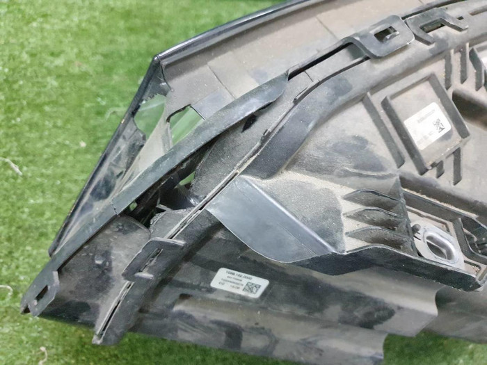 Фара правая Mercedes CLA C117 (2016-2019) LED