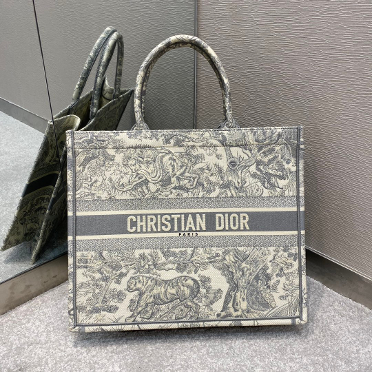 Christian Dior Book Tote 42 cm