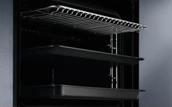 Встраиваемый электрический духовой шкаф Electrolux EOD6P66WX
