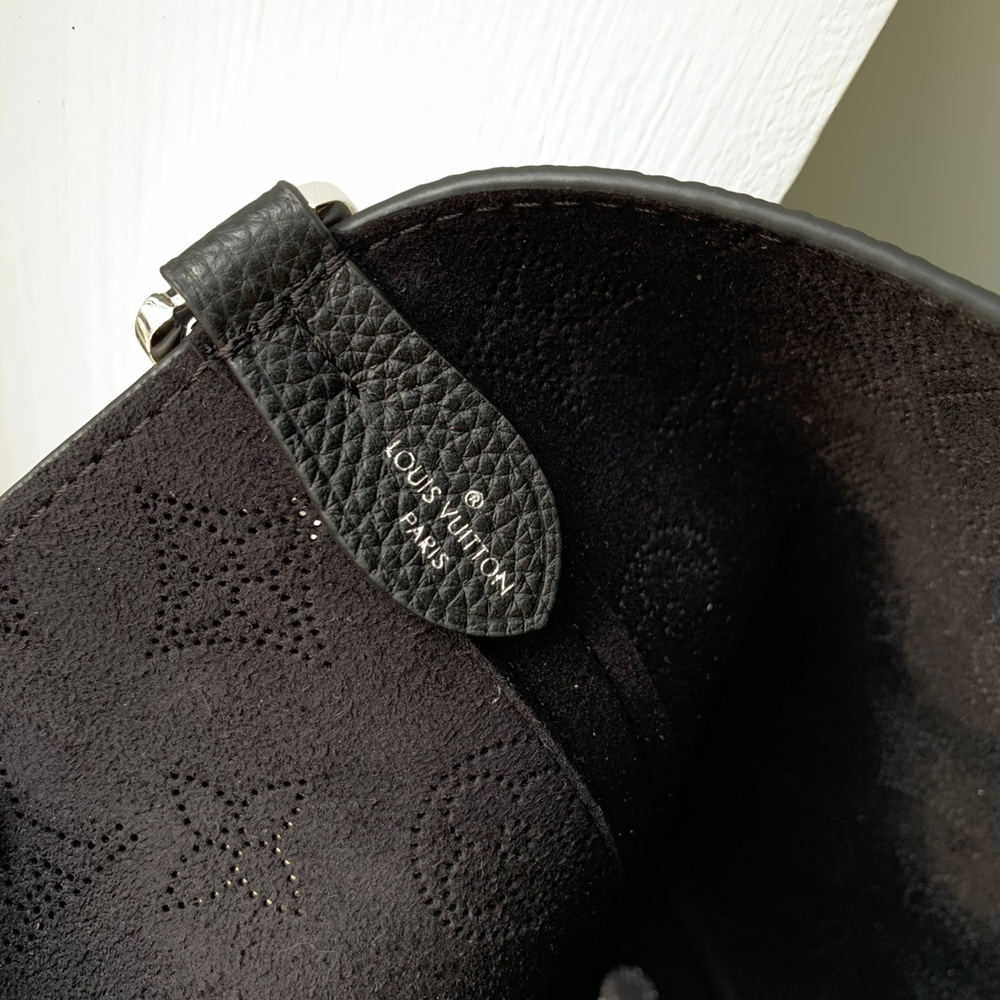 Louis Vuitton Blossom PM