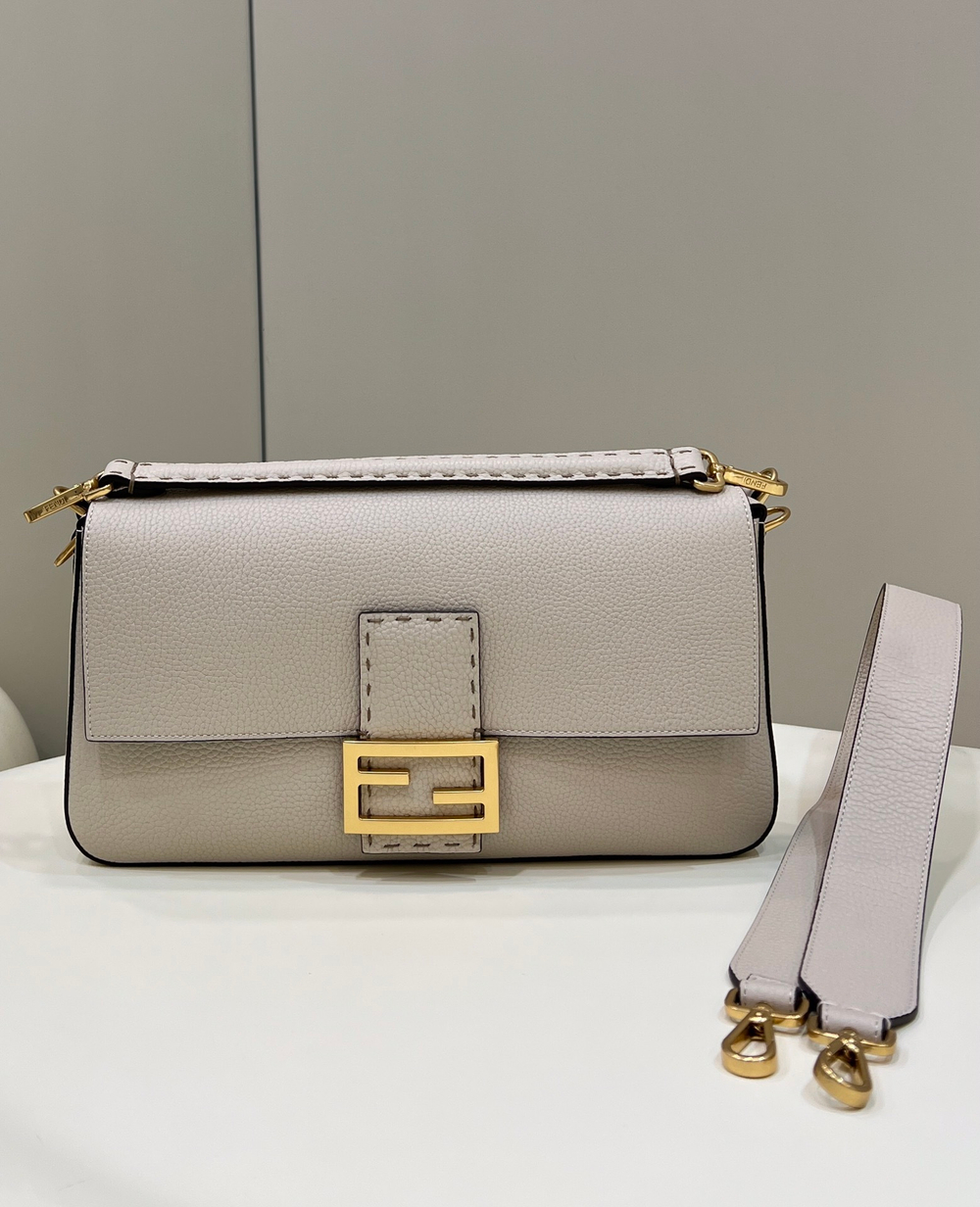 Fendi Baguette Bag 32 cm