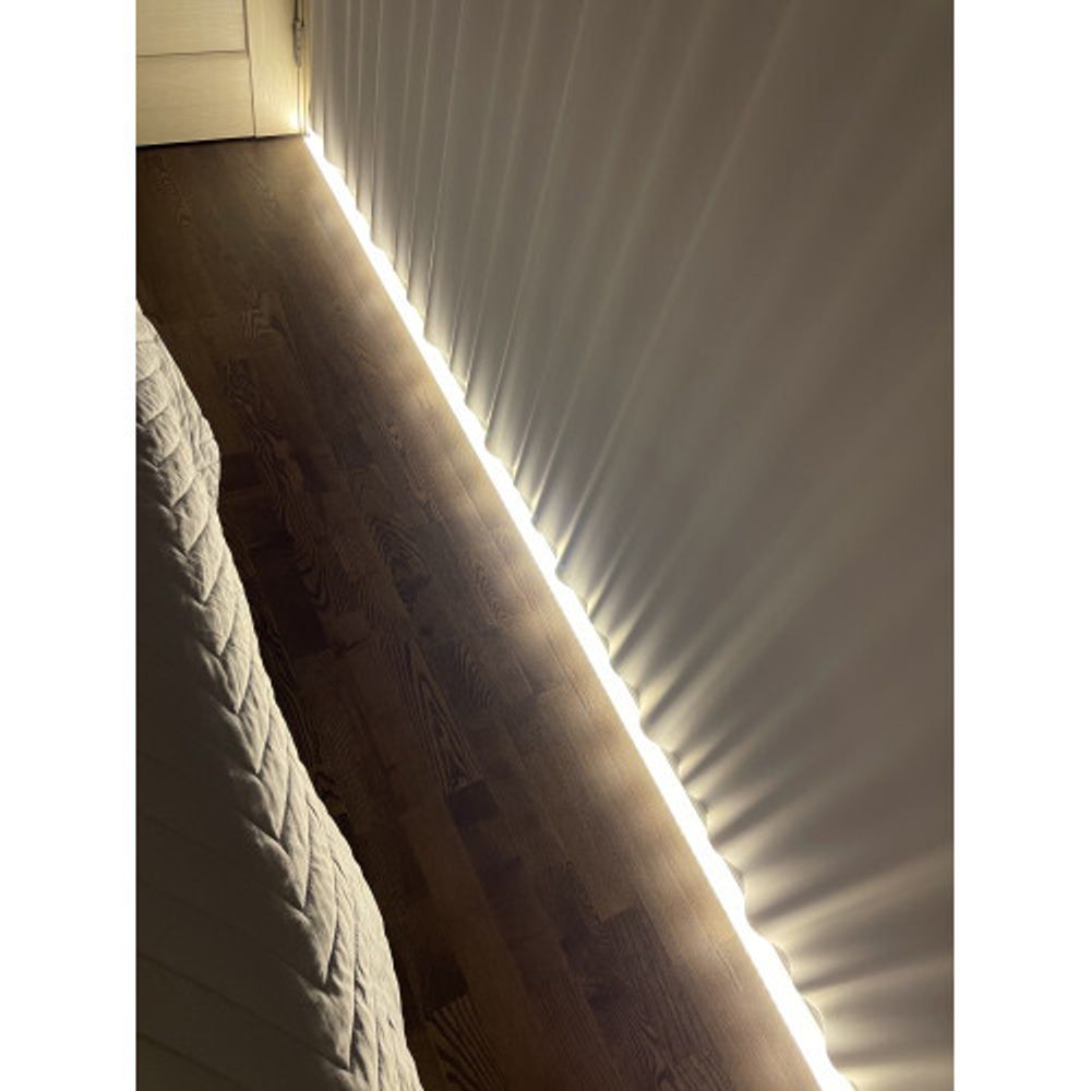 Комплект с накладным анодированным профилем ЭРА 1612 16х12мм, 2м CAB261