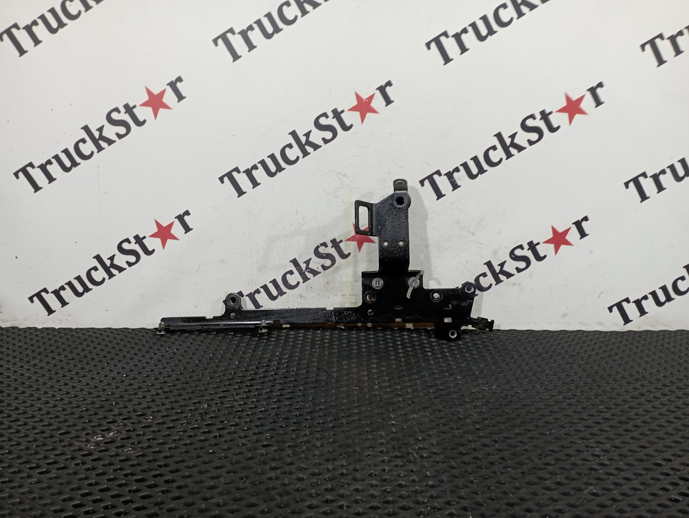 Кронштейн проводки 2021г.