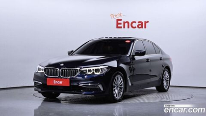 BMW 5 Series (G30) 520i Luxury (04.2020)