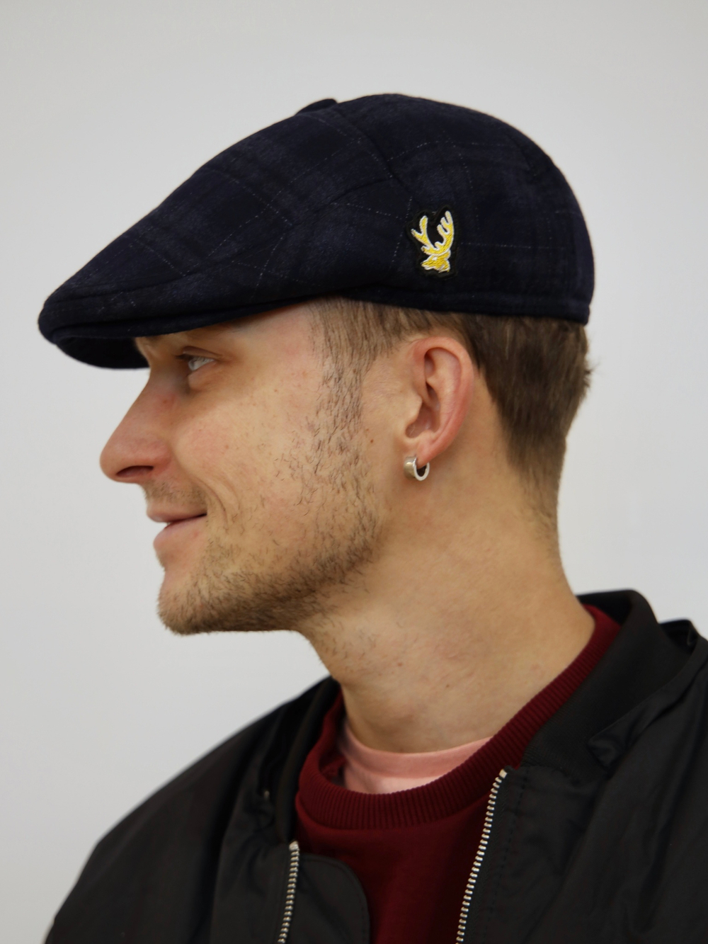 Кепка клетка синяя Город Горький олень желтый