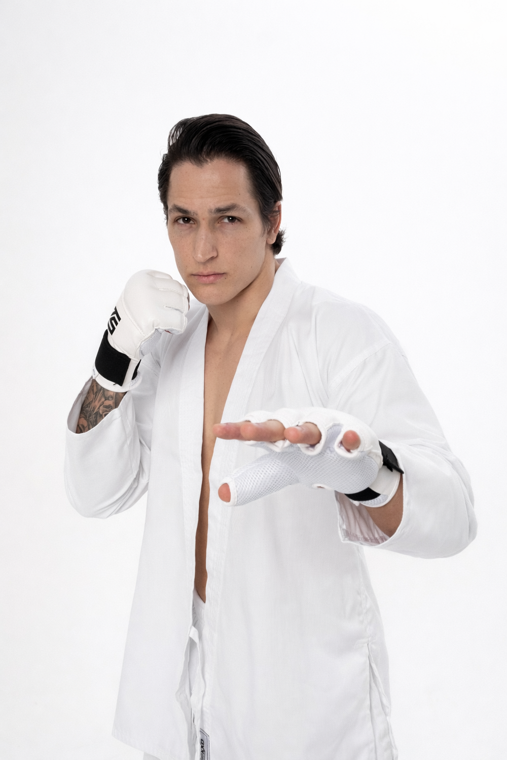 Перчатки для каратэ тонкие Tomorrow star