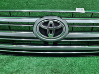 Решетка радиатора Toyota Land Cruiser 200 (15-21)