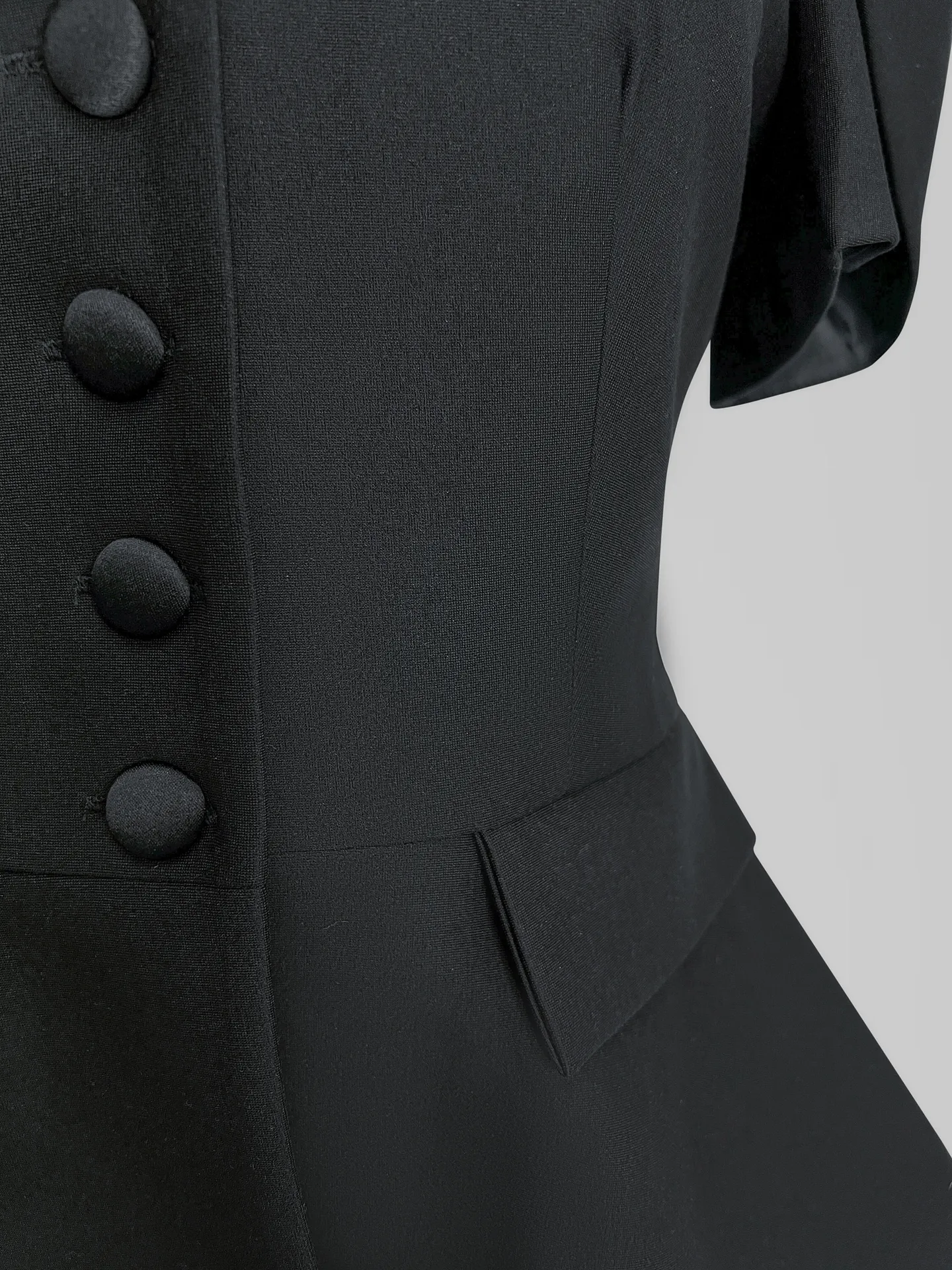 Пиджак Ifer Collection однотонный приталенный с коротким рукавом