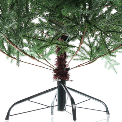 Ёлка «Королевская» 180 см резина (666 веток)