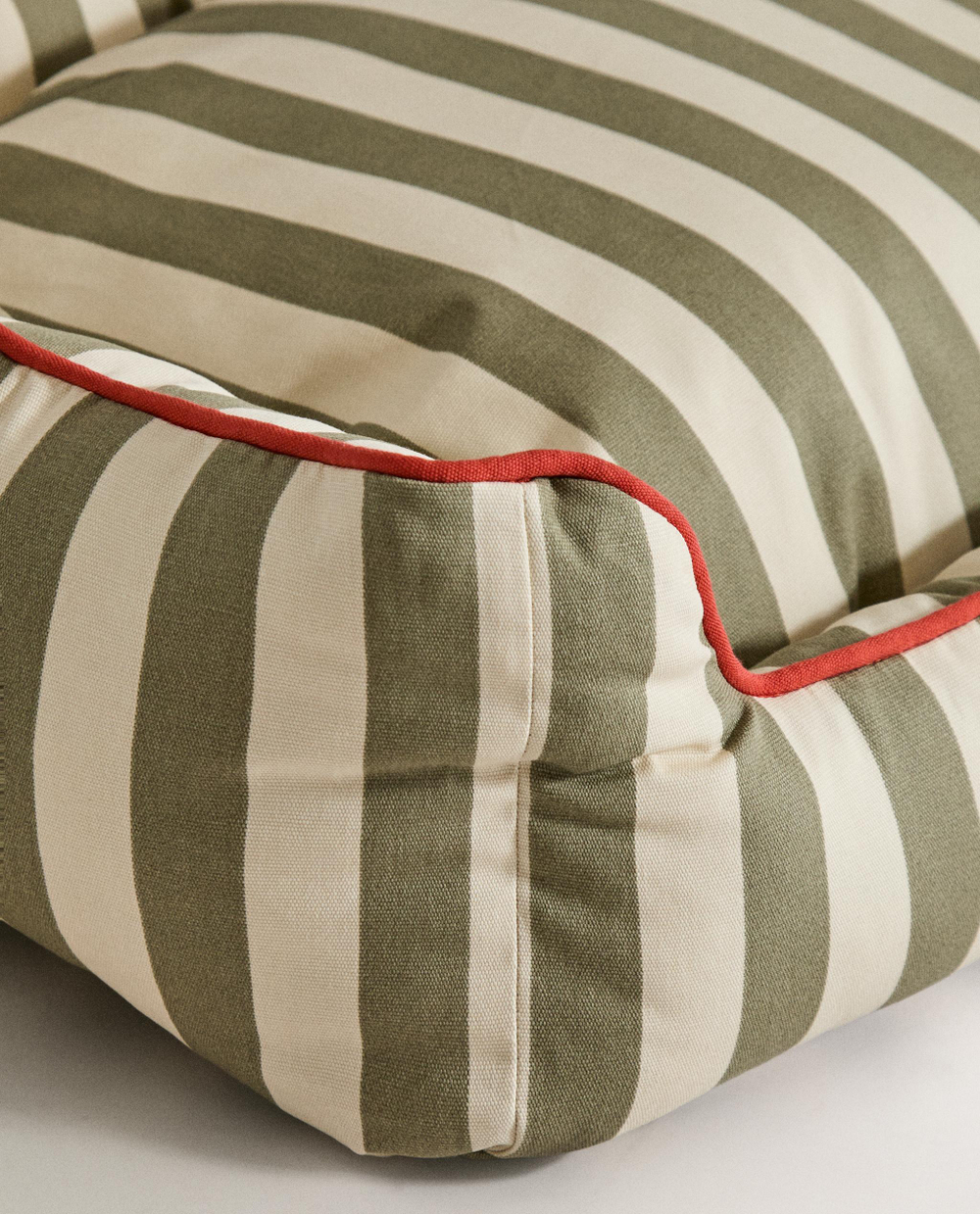Лежак для животных Zara Home, в полоску с кантом, 50 40 18 см