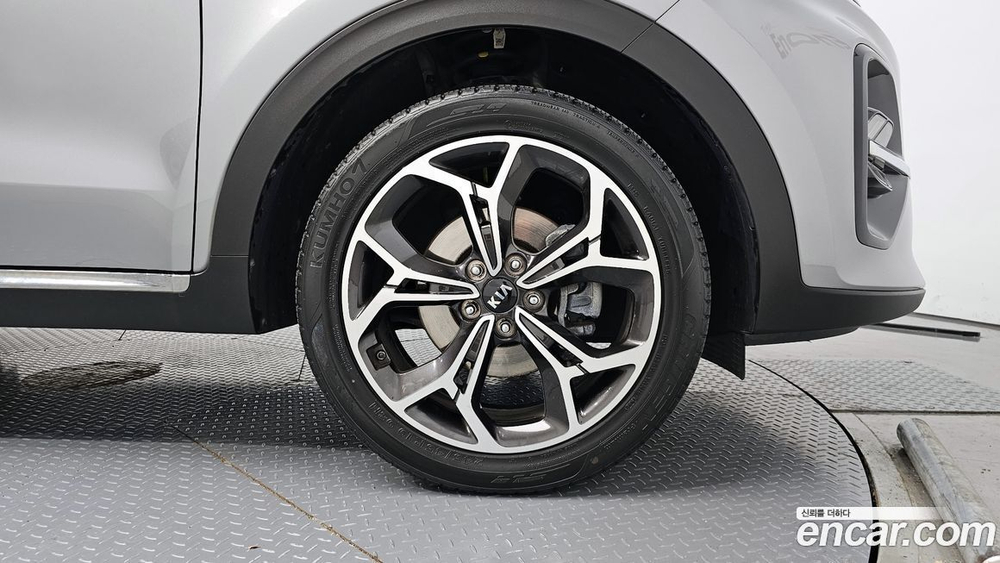 Kia Sportage The Bold Бензин 2.0 2WD (10.2020)