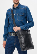 Черная сумка-планшетка