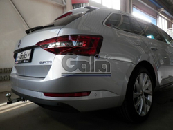 Фаркоп оцинкованный Galia V081A для Volkswagen Passat B8 седан/универсал 08/2014-, в т.ч. Alltrack B8 2015-, Skoda Superb 3 седан/универсал 03/2015-(паспорт и сертификат в комплекте)(без электрики)