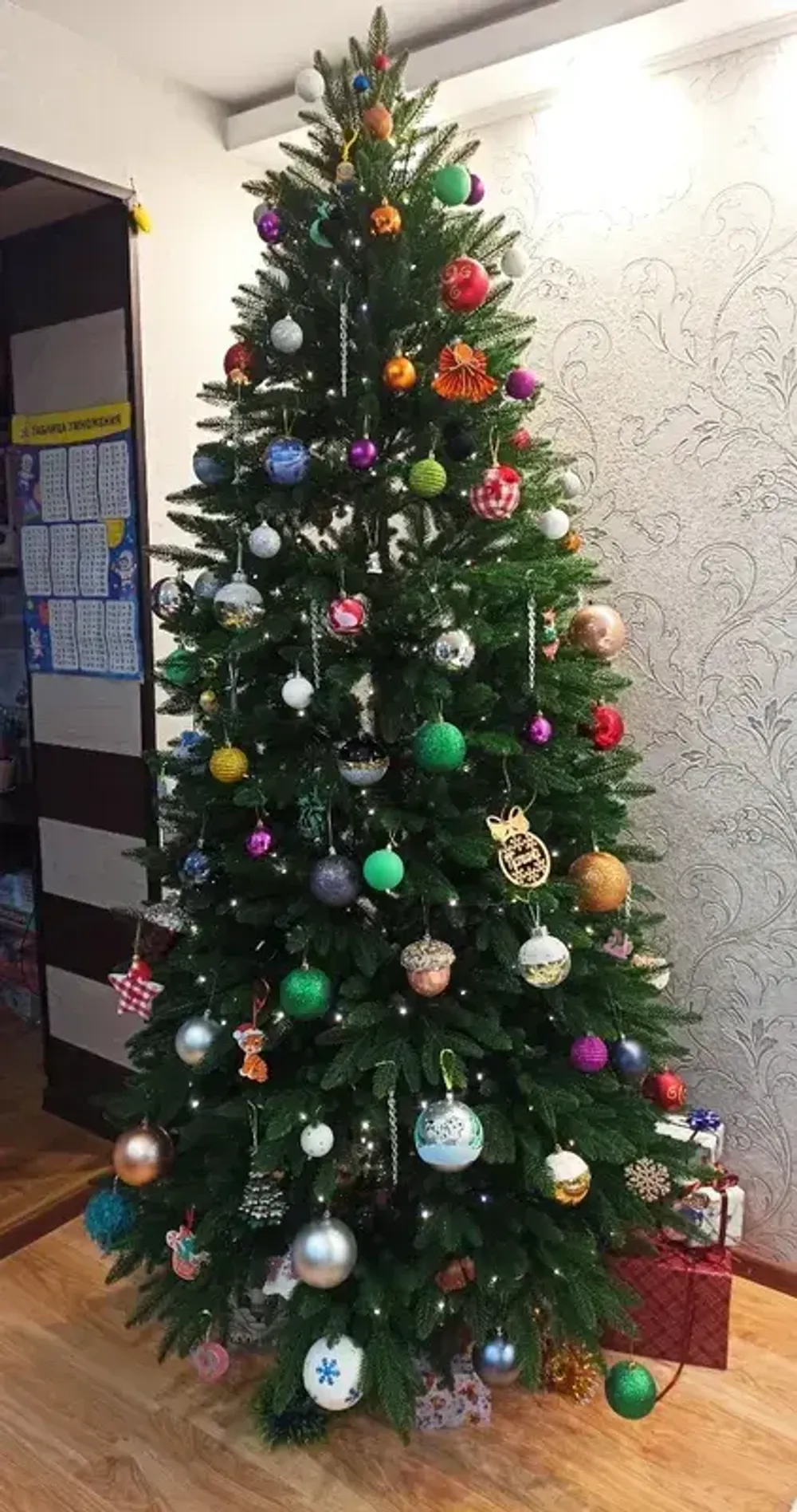 Ель искусственная «Веста» (Литая хвоя) 180 см / 1,8 м