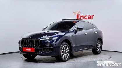 Maserati Levante 3.0 Дизель AWD GranLusso (12.2019)
