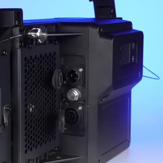 STAGELighting 2x300 IP65 MOVE BLINDER