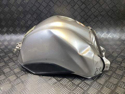 Бак топливный Yamaha FZ1 Fazer RN17