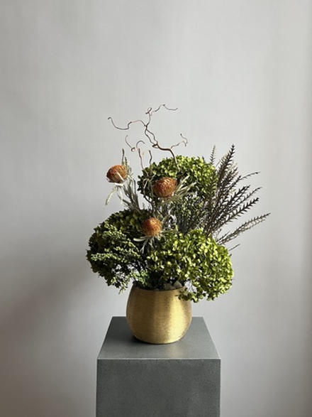 Композиция в кашпо Иванхое