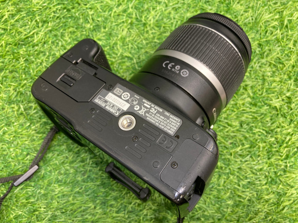 Canon 450D kit 18-55mm 3.5-5.6 IS (35. 000 кадров)