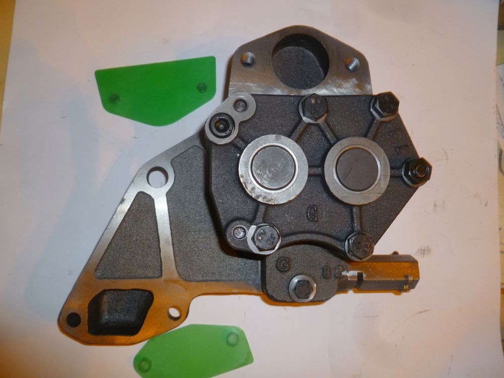 Насос масляный Ricardo R6126A-260DE; TDK 260 6LT/Oil Pump Assy