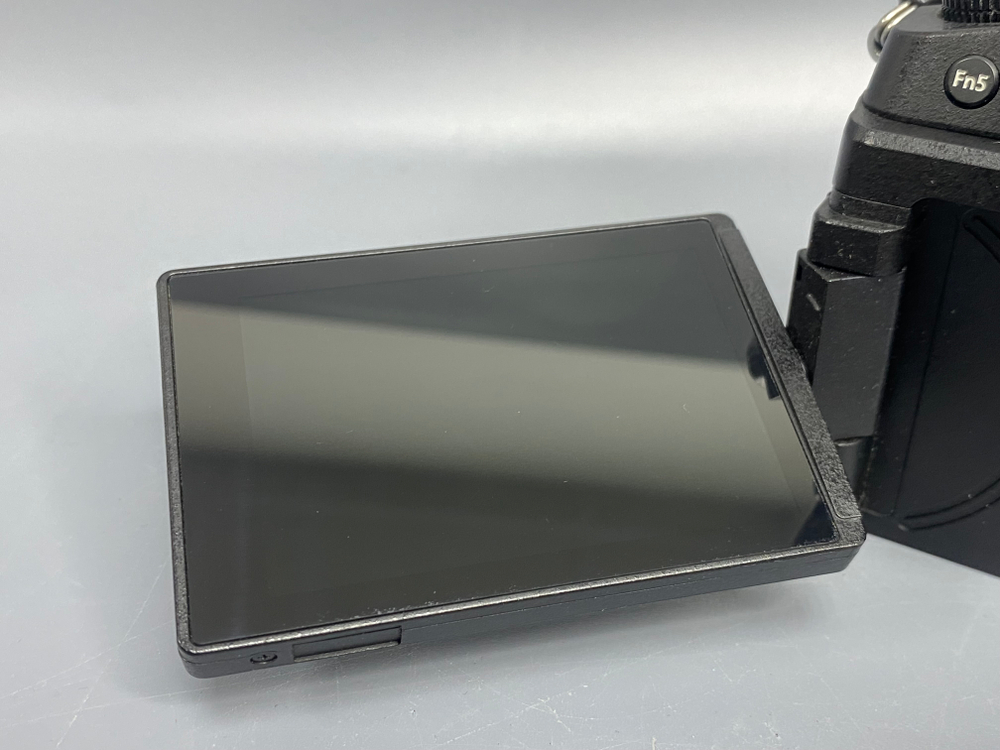Panasonic Lumix DMC-G81