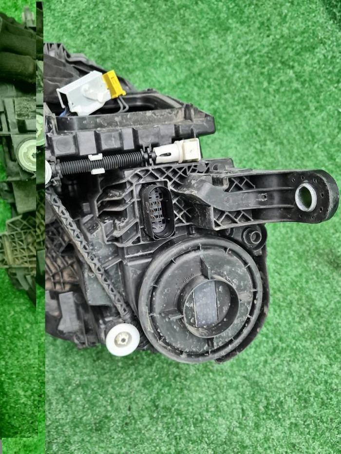 Фара правая Mercedes GLS x167 19-24 Multibeam LED