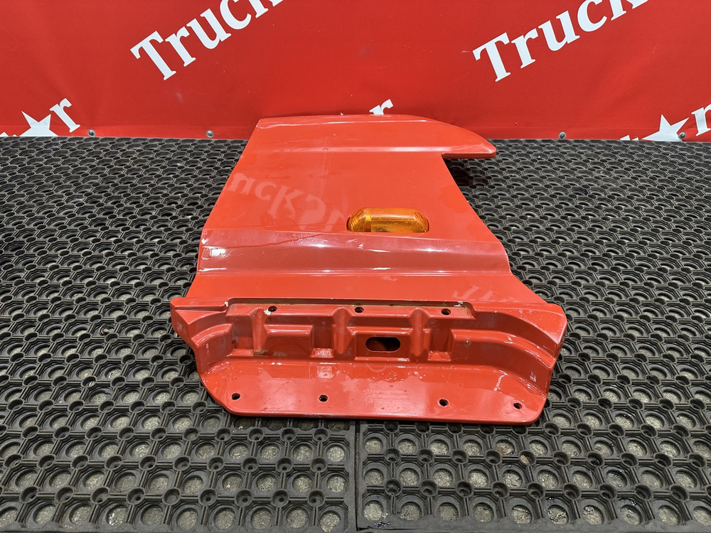 Продолжение двери правой 2022г