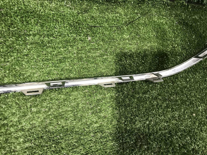 Молдинг решетки радиатора Ford Tourneo Custom (2017-н.в.)