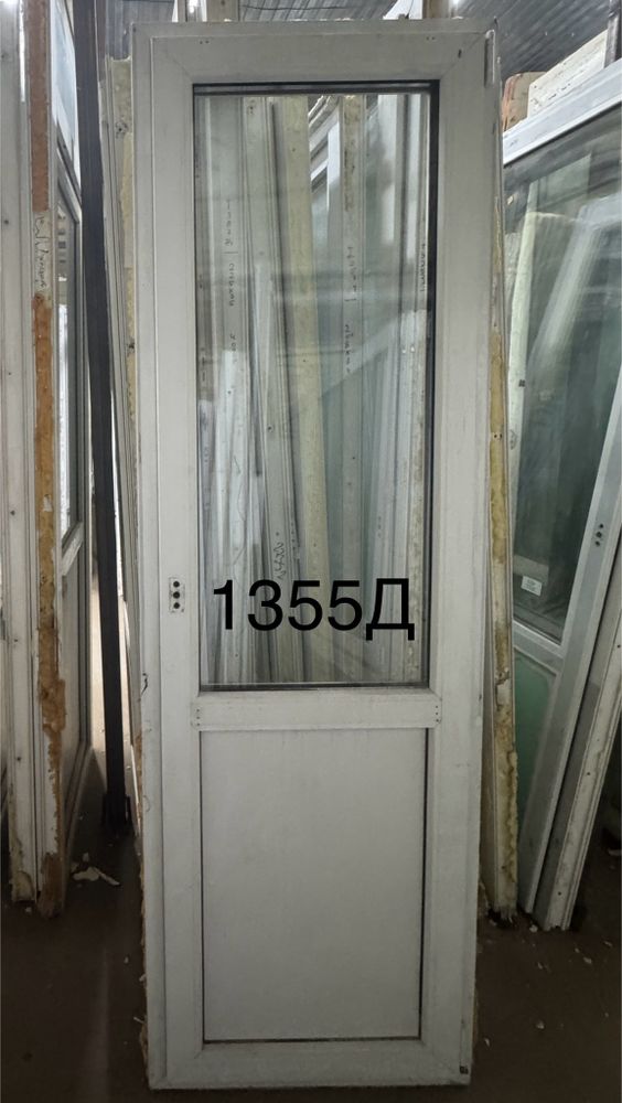 Дверь Пластиковая Б/У 212(в) х 68(ш) Балконная