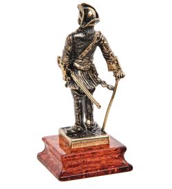 Народные промыслы AM-1829 Фигурка «Петр I» (латунь, янтарь)