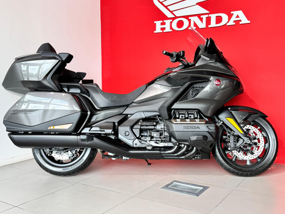 Honda GL 1800 Gold Wing (DCT)
